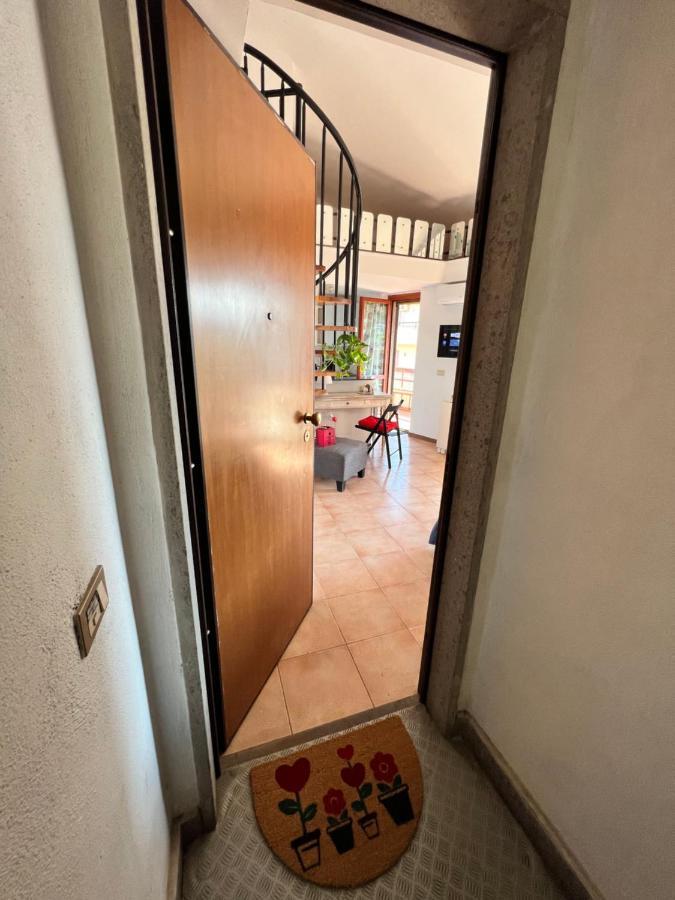 Ferienwohnung Mansardina A Pochi Passi Da Roma Morlupo Exterior foto