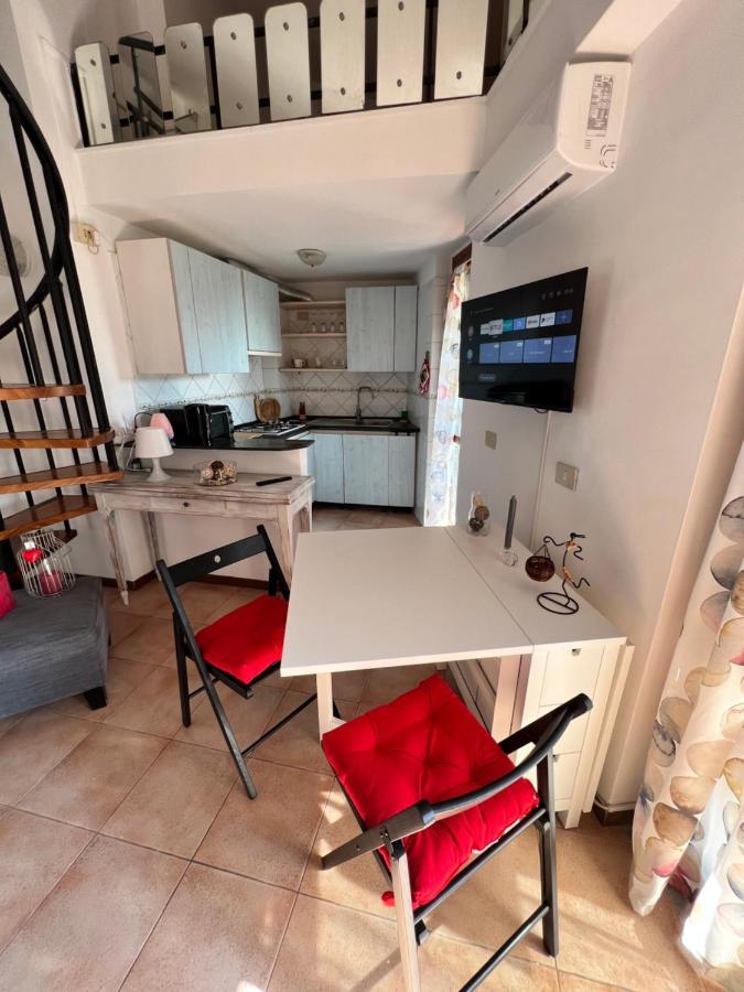 Ferienwohnung Mansardina A Pochi Passi Da Roma Morlupo Exterior foto